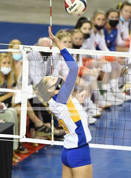 Thumbnail 1 in Legend @ Rampart (CHSAA 5A Playoff) photogallery.