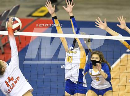 Thumbnail 2 in Legend @ Rampart (CHSAA 5A Playoff) photogallery.