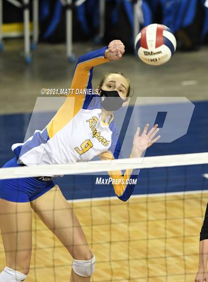 Thumbnail 1 in Legend @ Rampart (CHSAA 5A Playoff) photogallery.