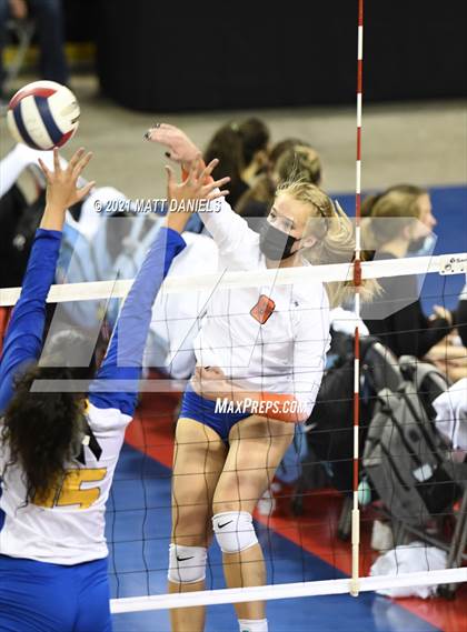 Thumbnail 3 in Legend @ Rampart (CHSAA 5A Playoff) photogallery.
