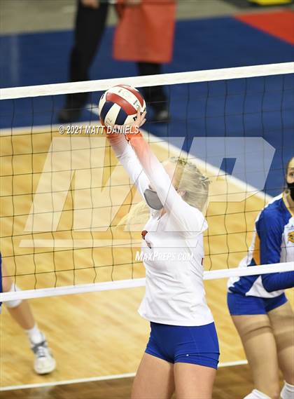 Thumbnail 1 in Legend @ Rampart (CHSAA 5A Playoff) photogallery.