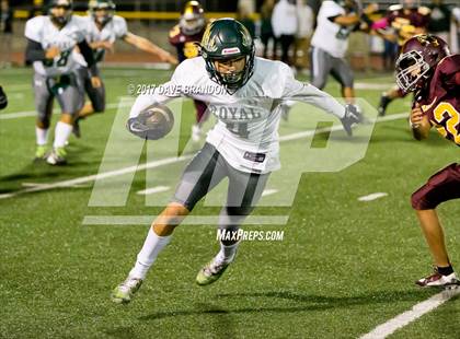Thumbnail 2 in Royal @ Simi Valley photogallery.