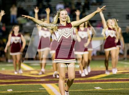 Thumbnail 2 in Royal @ Simi Valley photogallery.