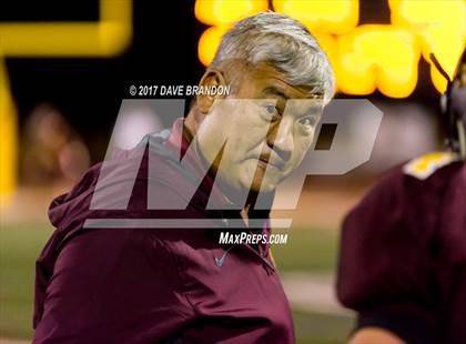 Thumbnail 1 in Royal @ Simi Valley photogallery.