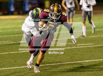 Thumbnail 3 in Royal @ Simi Valley photogallery.