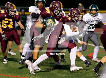 Thumbnail 3 in Royal @ Simi Valley photogallery.