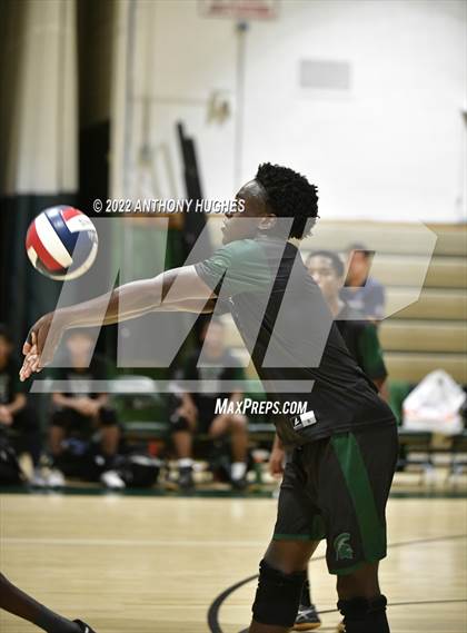 Thumbnail 1 in Valley Stream Central vs Elmont Memorial photogallery.