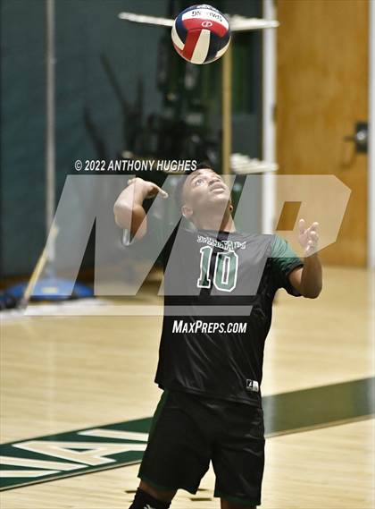 Thumbnail 1 in Valley Stream Central vs Elmont Memorial photogallery.