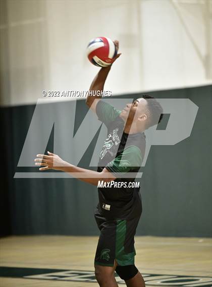 Thumbnail 2 in Valley Stream Central vs Elmont Memorial photogallery.