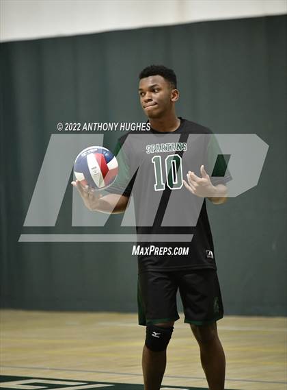 Thumbnail 1 in Valley Stream Central vs Elmont Memorial photogallery.