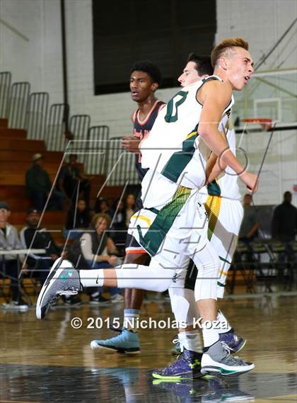 Thumbnail 2 in Moorpark vs. Beverly Hills (Joe Frazier Classic) photogallery.
