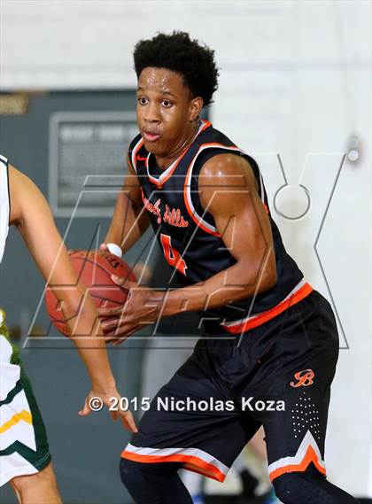 Thumbnail 2 in Moorpark vs. Beverly Hills (Joe Frazier Classic) photogallery.