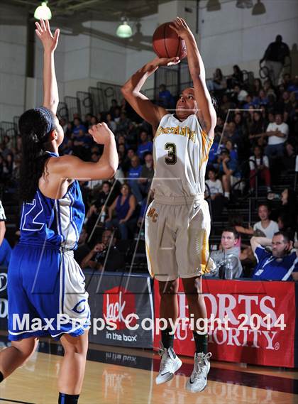 Thumbnail 3 in Culver City vs. Mira Costa  (CIF SS D2AA Final) photogallery.