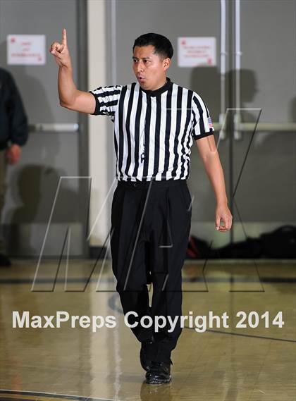 Thumbnail 1 in Culver City vs. Mira Costa  (CIF SS D2AA Final) photogallery.