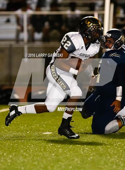 Thumbnail 3 in Golden Valley vs. West Ranch photogallery.