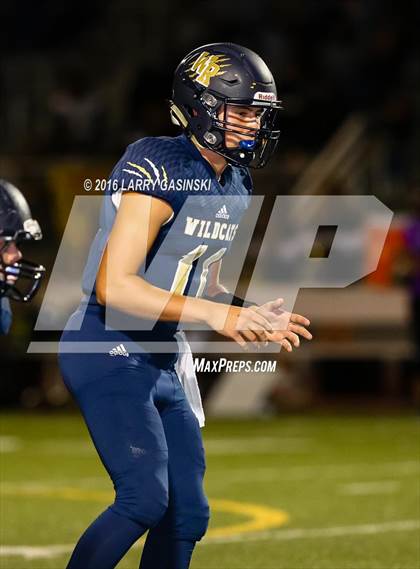 Thumbnail 3 in Golden Valley vs. West Ranch photogallery.