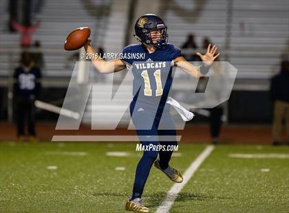 Thumbnail 3 in Golden Valley vs. West Ranch photogallery.