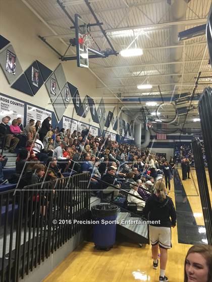 Thumbnail 1 in Mill Valley TOC Ceremony photogallery.