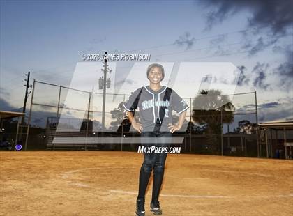 Thumbnail 2 in Ribault (Seniors & Individuals) photogallery.