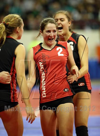 Thumbnail 2 in Valley vs. Gunnison (CHSAA 3A Final) photogallery.