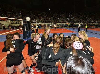 Thumbnail 3 in Valley vs. Gunnison (CHSAA 3A Final) photogallery.