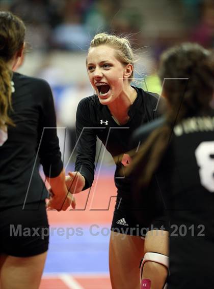 Thumbnail 1 in Valley vs. Gunnison (CHSAA 3A Final) photogallery.