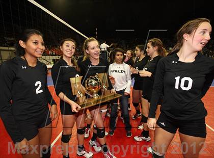 Thumbnail 3 in Valley vs. Gunnison (CHSAA 3A Final) photogallery.