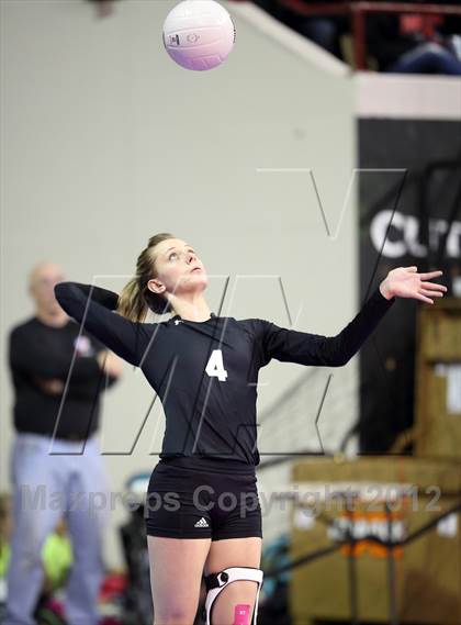 Thumbnail 3 in Valley vs. Gunnison (CHSAA 3A Final) photogallery.