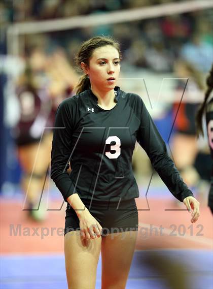 Thumbnail 2 in Valley vs. Gunnison (CHSAA 3A Final) photogallery.