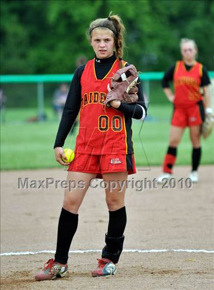 Thumbnail 1 in Mechanicville vs Chenango Valley (NYSPHSAA Class B Semifinal) photogallery.