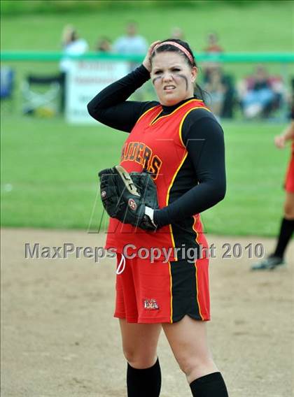 Thumbnail 3 in Mechanicville vs Chenango Valley (NYSPHSAA Class B Semifinal) photogallery.