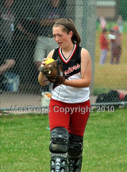 Thumbnail 2 in Mechanicville vs Chenango Valley (NYSPHSAA Class B Semifinal) photogallery.