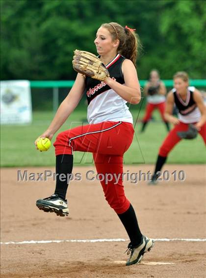 Thumbnail 3 in Mechanicville vs Chenango Valley (NYSPHSAA Class B Semifinal) photogallery.