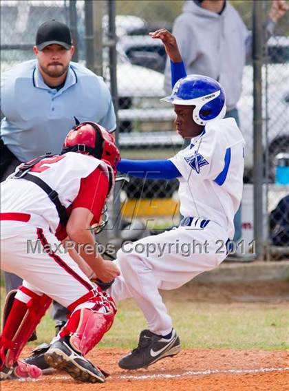 Thumbnail 2 in O'Connell vs. Northeast Christian photogallery.