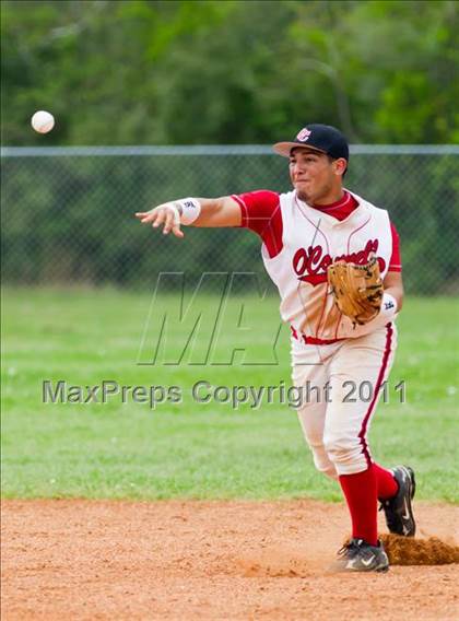 Thumbnail 3 in O'Connell vs. Northeast Christian photogallery.