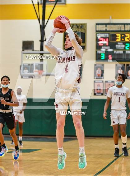 Thumbnail 2 in Edison Tech @ Aquinas Institute (NYSPHSAA Section V Class AA Semifinal) photogallery.