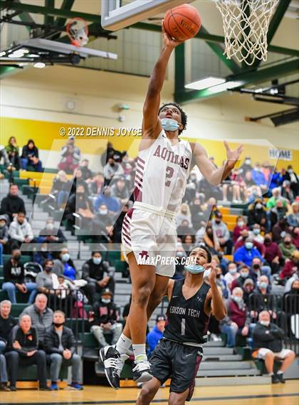 Thumbnail 1 in Edison Tech @ Aquinas Institute (NYSPHSAA Section V Class AA Semifinal) photogallery.