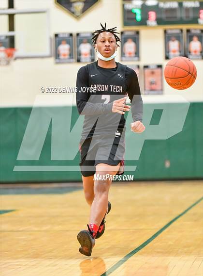 Thumbnail 2 in Edison Tech @ Aquinas Institute (NYSPHSAA Section V Class AA Semifinal) photogallery.