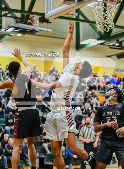 Thumbnail 2 in Edison Tech @ Aquinas Institute (NYSPHSAA Section V Class AA Semifinal) photogallery.