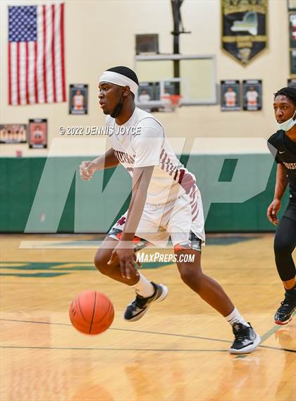 Thumbnail 3 in Edison Tech @ Aquinas Institute (NYSPHSAA Section V Class AA Semifinal) photogallery.