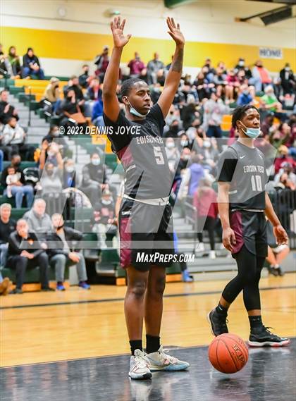 Thumbnail 1 in Edison Tech @ Aquinas Institute (NYSPHSAA Section V Class AA Semifinal) photogallery.