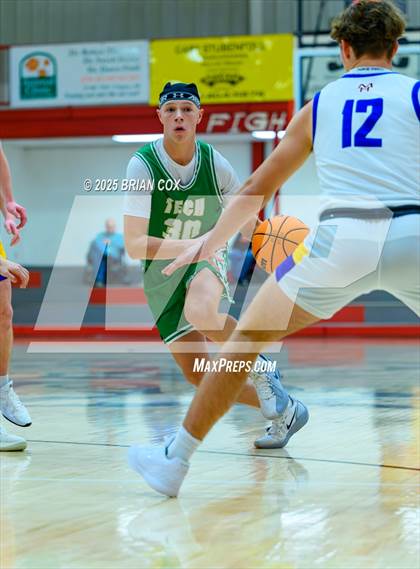 Thumbnail 3 in Mountain Home vs Greene County Tech (Billy Ply Classic) photogallery.