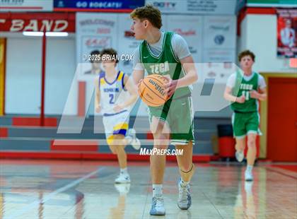 Thumbnail 2 in Mountain Home vs Greene County Tech (Billy Ply Classic) photogallery.