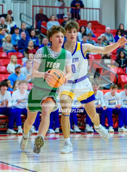 Thumbnail 2 in Mountain Home vs Greene County Tech (Billy Ply Classic) photogallery.