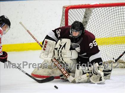 Thumbnail 2 in North Haven vs. Fairfield Prep (CIAC Division I 1st Round) photogallery.