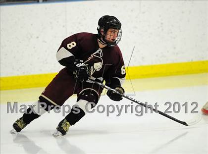 Thumbnail 2 in North Haven vs. Fairfield Prep (CIAC Division I 1st Round) photogallery.