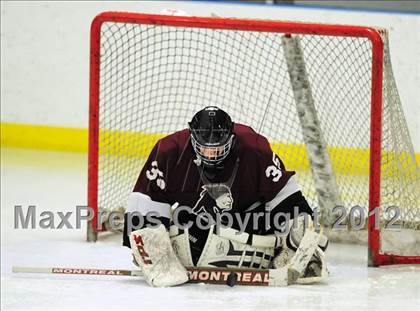 Thumbnail 2 in North Haven vs. Fairfield Prep (CIAC Division I 1st Round) photogallery.