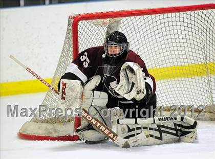 Thumbnail 3 in North Haven vs. Fairfield Prep (CIAC Division I 1st Round) photogallery.