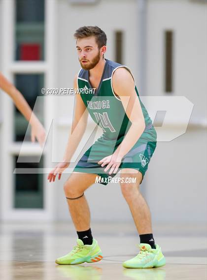 Thumbnail 1 in Venice vs. Durant (Suncoast Holiday Classic) photogallery.
