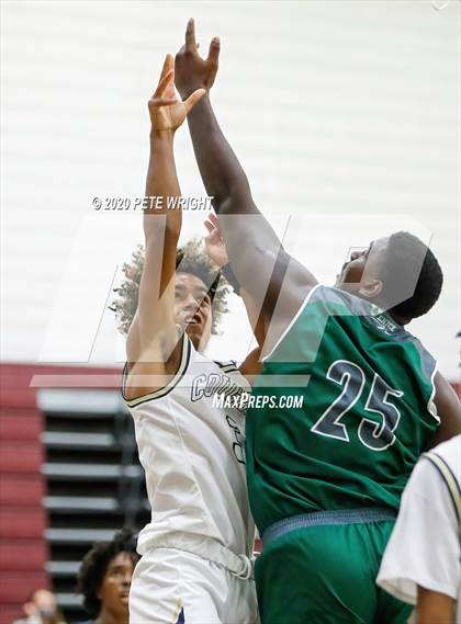 Thumbnail 3 in Venice vs. Durant (Suncoast Holiday Classic) photogallery.
